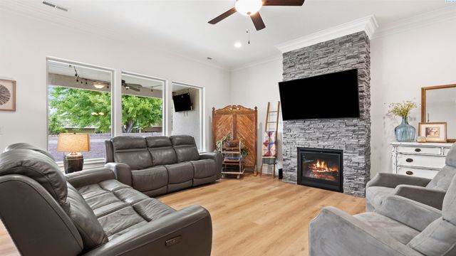 1624 Palermo Ave, Richland, WA 99352