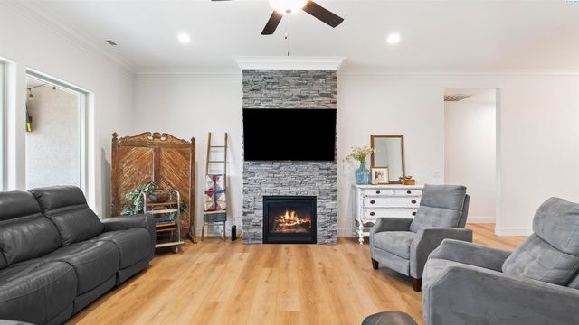 1624 Palermo Ave, Richland, WA 99352