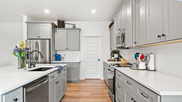 1624 Palermo Ave, Richland, WA 99352