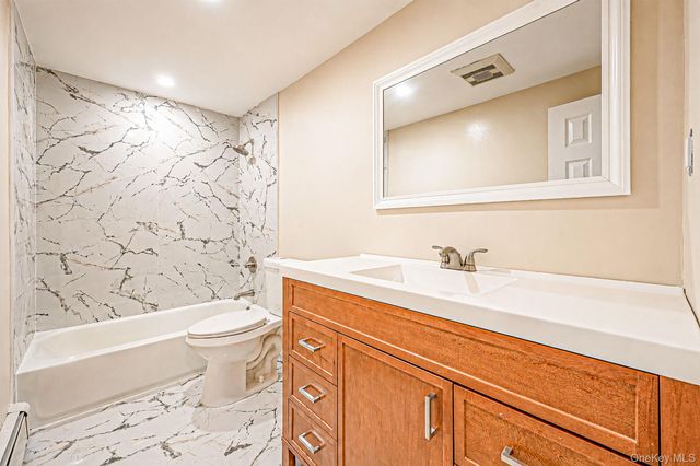 532 French Avenue, North Babylon, NY 11703