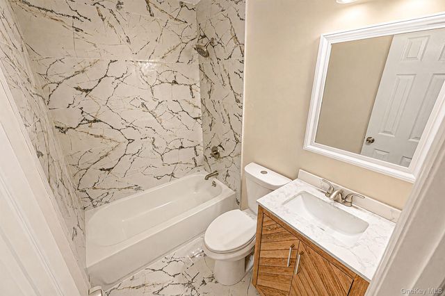 532 French Avenue, North Babylon, NY 11703