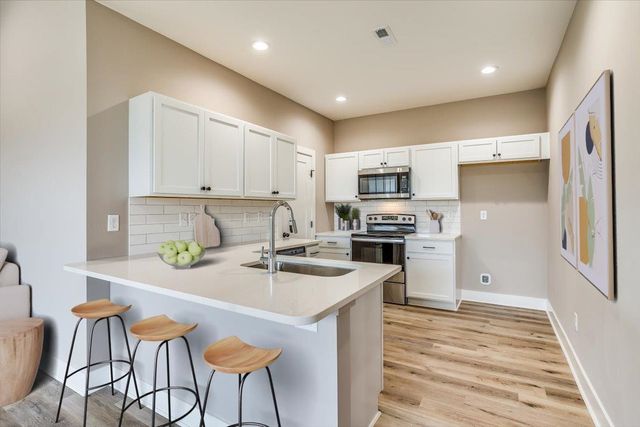 4521 N Sandplum, Wichita, KS 67205