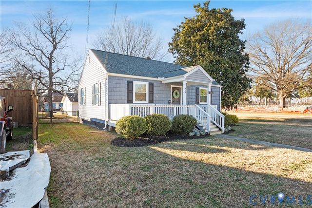 404 N 11th Ave, Hopewell, VA 23860