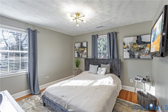 404 N 11th Ave, Hopewell, VA 23860