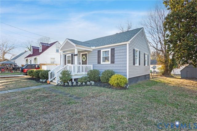 404 N 11th Ave, Hopewell, VA 23860