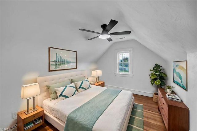 1263 W Queen ST, Hampton, VA 23669