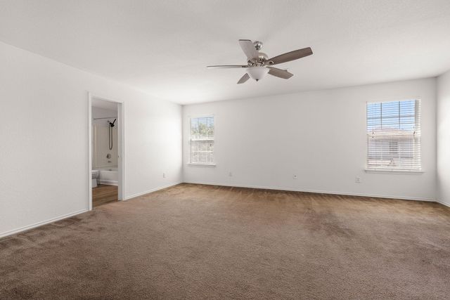 5525 Victory Gallop DR, Del Valle, TX 78617