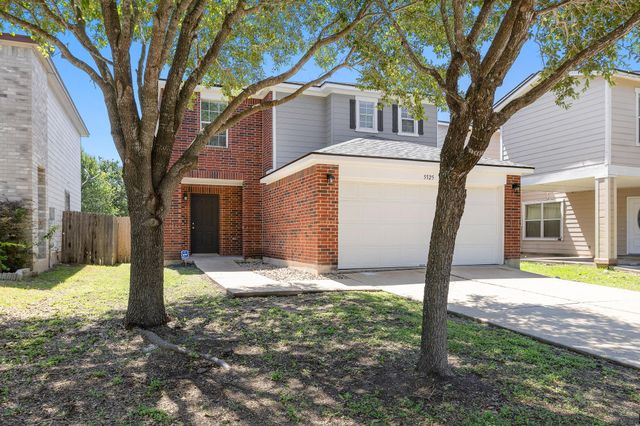 5525 Victory Gallop DR, Del Valle, TX 78617