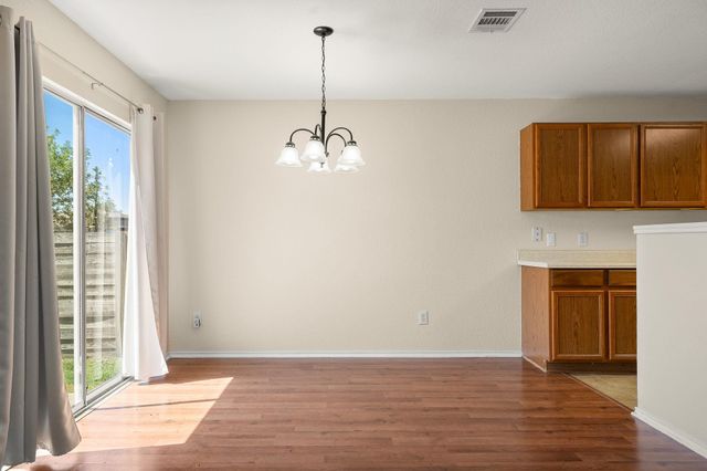 5525 Victory Gallop DR, Del Valle, TX 78617