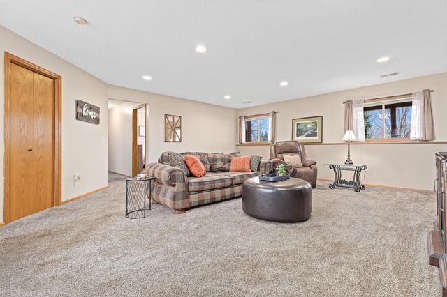 2180 135th Lane NW, Andover, MN 55304