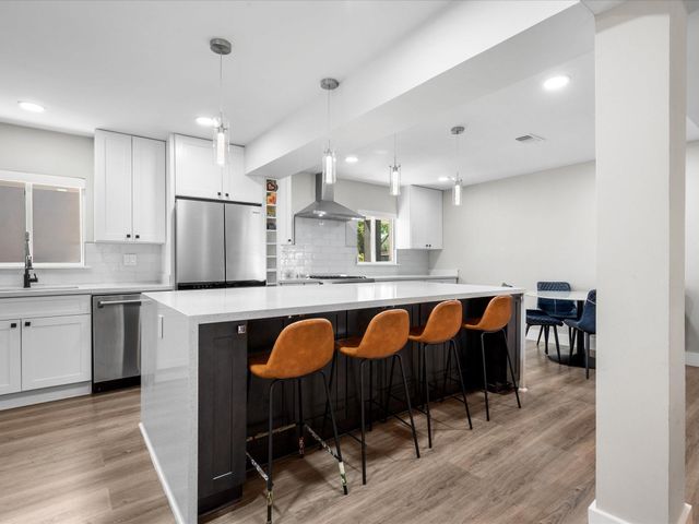 8202 Argentina Street, Jersey Village, TX 77040