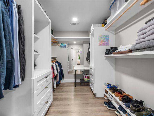 8202 Argentina Street, Jersey Village, TX 77040