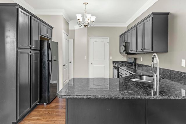 10554 Ontario Drive, Crown Point, IN 46307