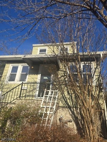 1318 State St, Hillside Twp., NJ 07205