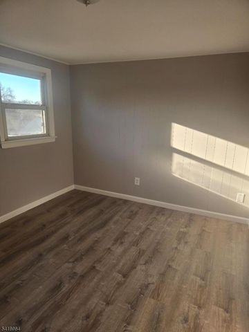 1318 State St, Hillside Twp., NJ 07205