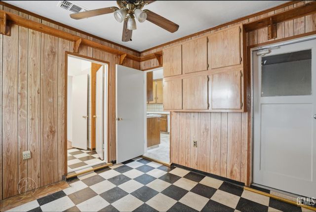 200 Bedford Way, Bakersfield, CA 93308