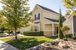 407 N Olivia Avenue, Lawrence, KS 66049