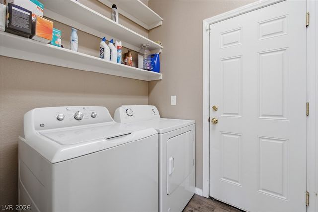 7809 Bear Tooth Cave Court, Las Vegas, NV 89131