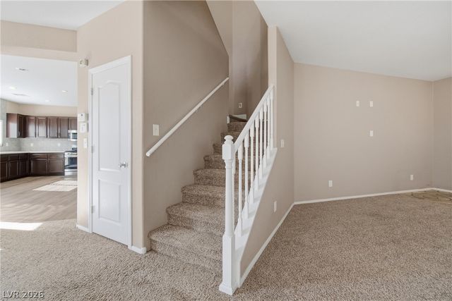 7809 Bear Tooth Cave Court, Las Vegas, NV 89131