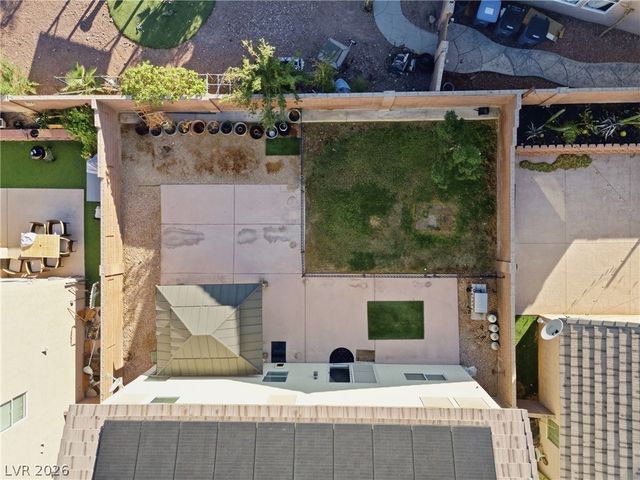 7809 Bear Tooth Cave Court, Las Vegas, NV 89131