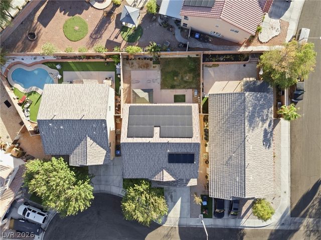 7809 Bear Tooth Cave Court, Las Vegas, NV 89131