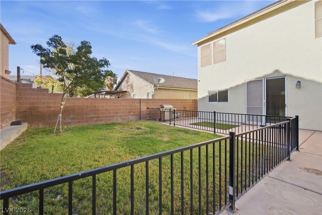7809 Bear Tooth Cave Court, Las Vegas, NV 89131