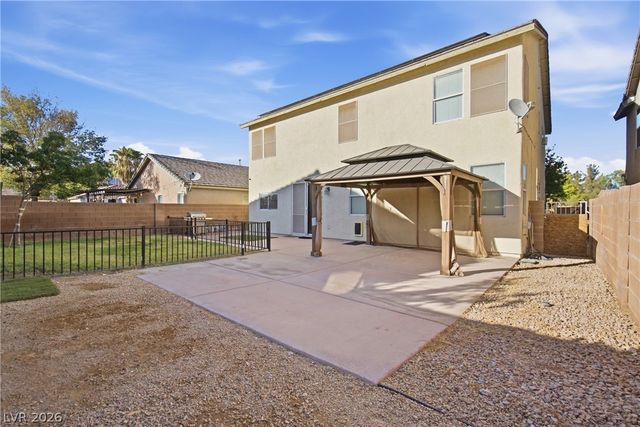 7809 Bear Tooth Cave Court, Las Vegas, NV 89131