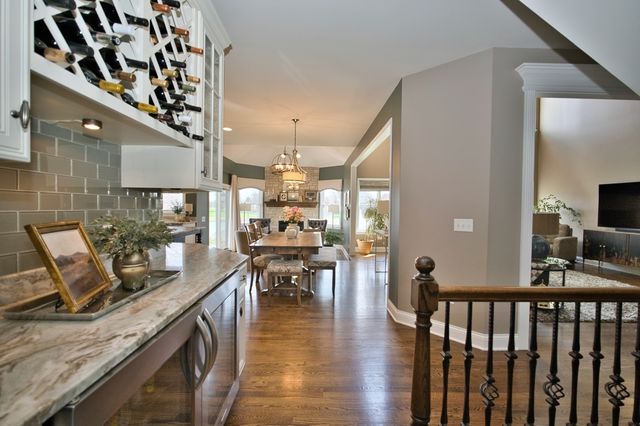 10 Raes Creek Court, Bolingbrook, IL 60490