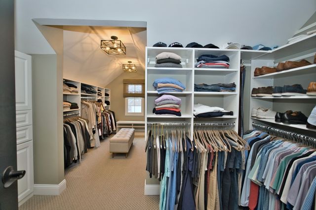 10 Raes Creek Court, Bolingbrook, IL 60490