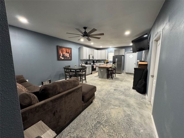 0103 Old Fm 705, Broaddus, TX 75979