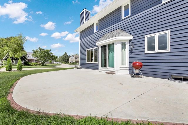 W173N4845 Crabapple COURT, Menomonee Falls, WI 53051