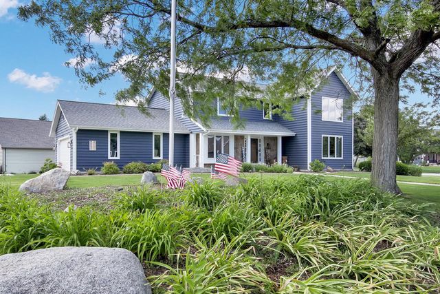 W173N4845 Crabapple COURT, Menomonee Falls, WI 53051