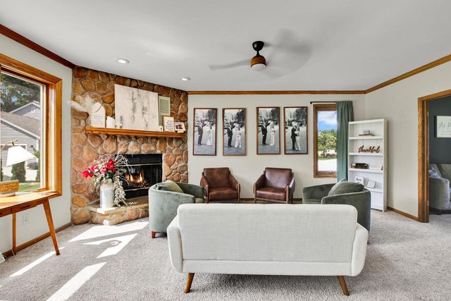 W173N4845 Crabapple COURT, Menomonee Falls, WI 53051
