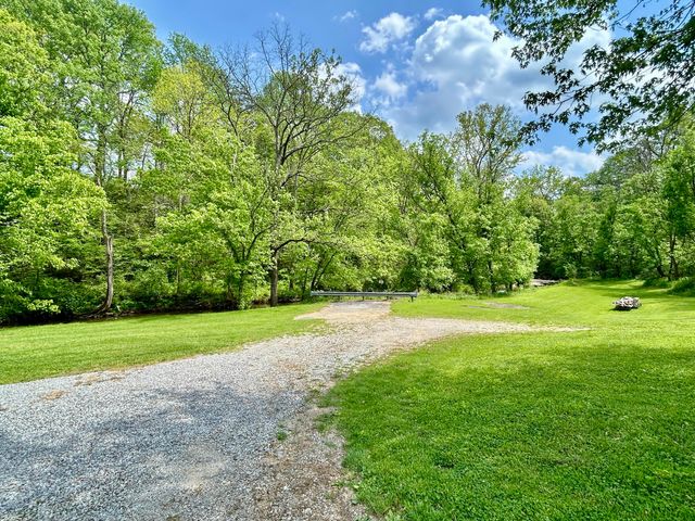 1571 Kit Cowan Road, Somerset, KY 42501