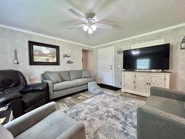 1571 Kit Cowan Road, Somerset, KY 42501