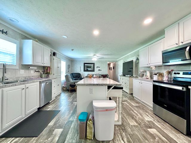 1571 Kit Cowan Road, Somerset, KY 42501