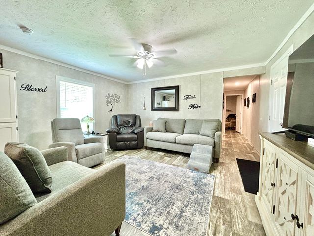 1571 Kit Cowan Road, Somerset, KY 42501