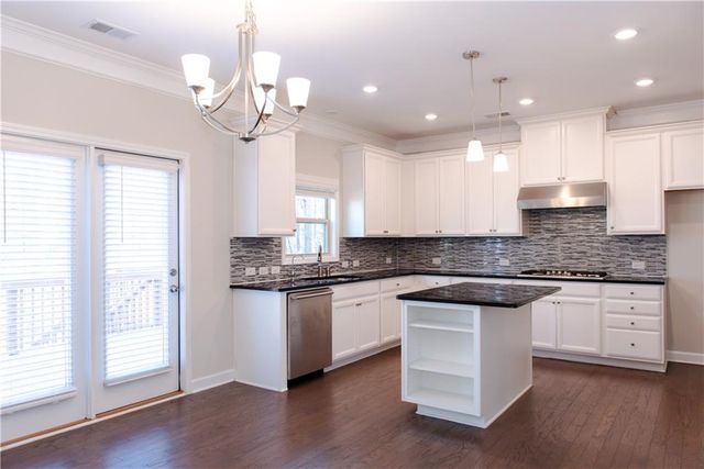 2870 Prestwood Drive, Cumming, GA 30040