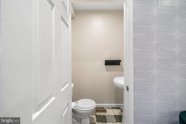 743-00 S 52ND ST, Philadelphia, PA 19143