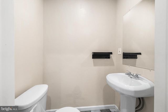 743-00 S 52ND ST, Philadelphia, PA 19143