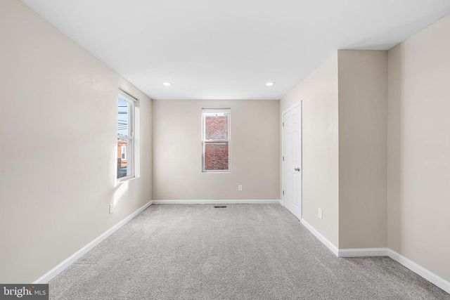 743-00 S 52ND ST, Philadelphia, PA 19143