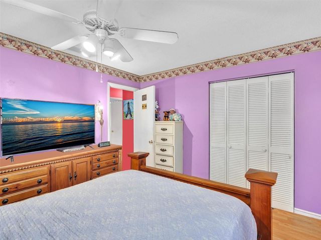 228 SW 5th Ave, Hallandale Beach, FL 33009