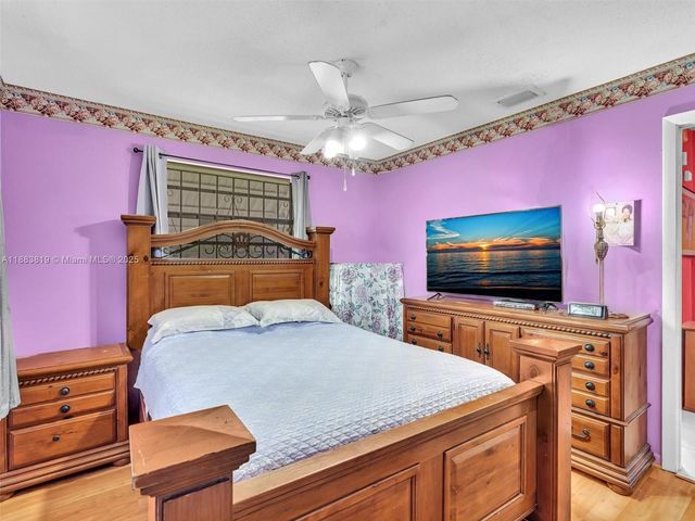 228 SW 5th Ave, Hallandale Beach, FL 33009