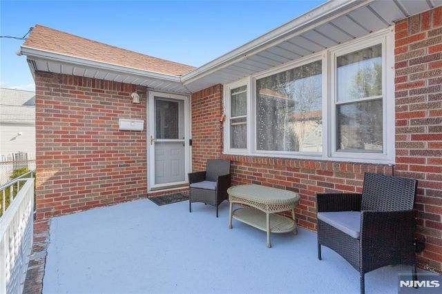 28 Logan Place, Lodi, NJ 07644