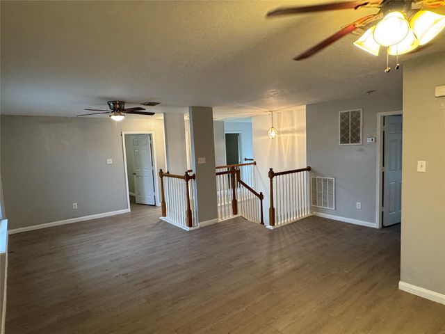 4018 Longway Estates Court, Fresno, TX 77545