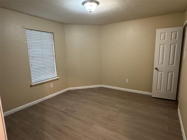 4018 Longway Estates Court, Fresno, TX 77545