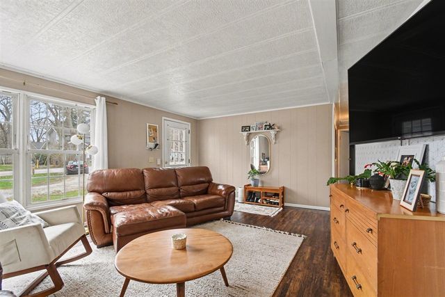 315 Mc Cumber Street, Buchanan, MI 49107