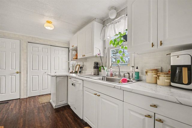 315 Mc Cumber Street, Buchanan, MI 49107