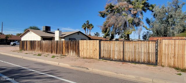 505 N LAVEEN Drive, Chandler, AZ 85226