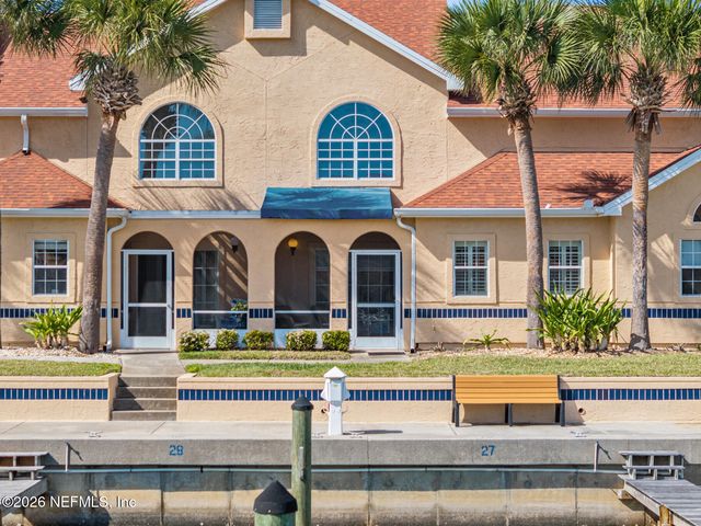 37 CAPTAINS Walk, Palm Coast, FL 32137